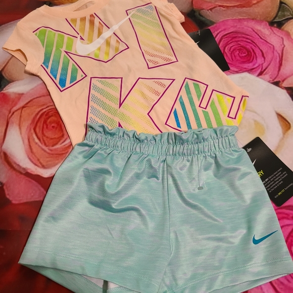 Nike Other - Nwt nike top shorts girls 2 2t new